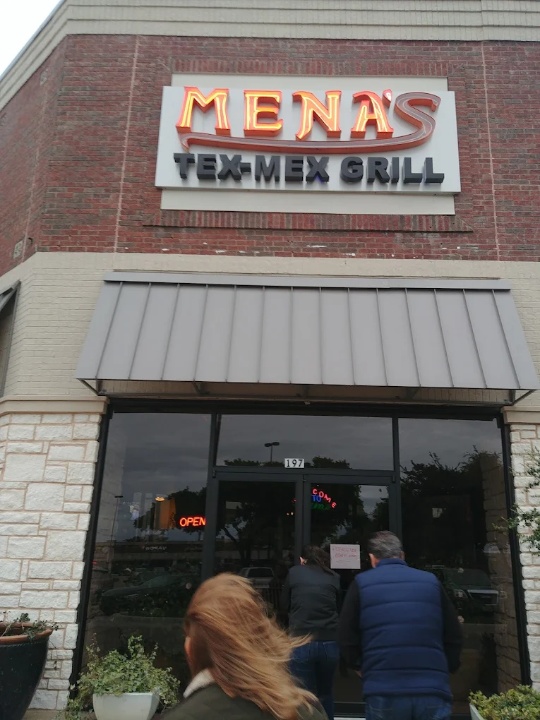 Menas Tex-Mex Grill Cantina